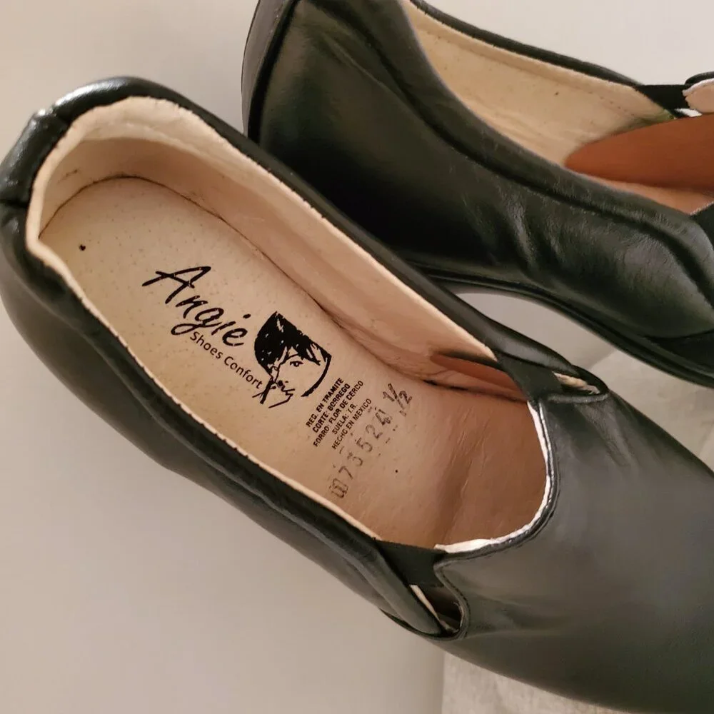 Angie Comfort Shoes 100% Sheepskin leather Square Toe Size US 7.5 /EU/38.